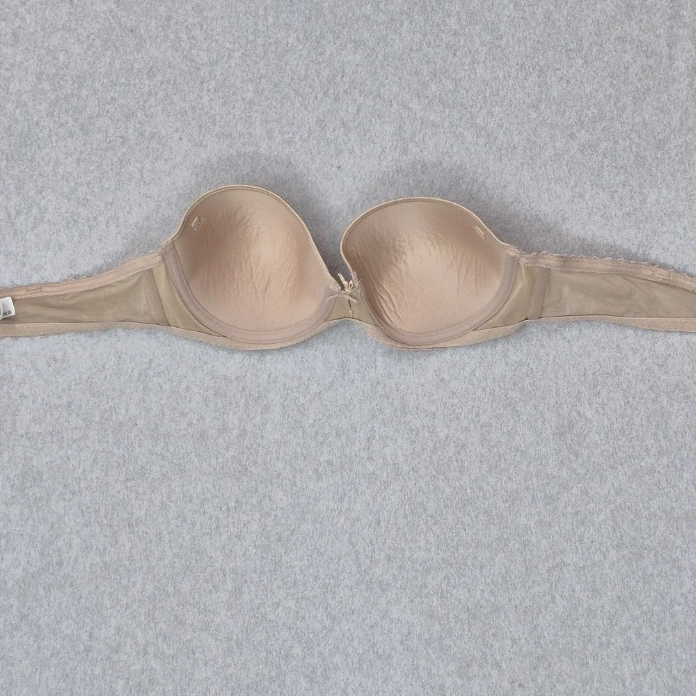 B. Tempt’D ***no bra